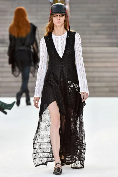 Look 41